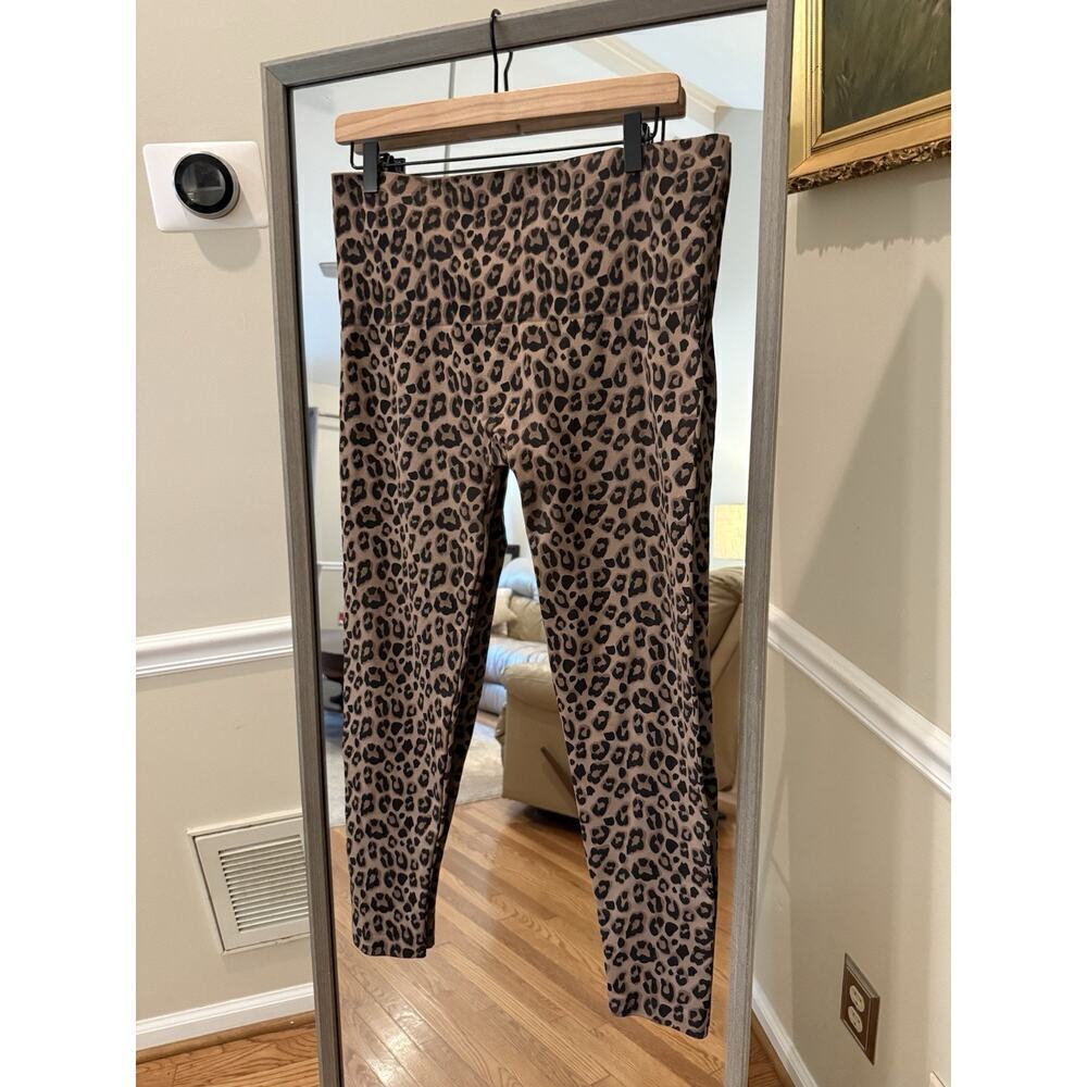 Breezies Black Seamless Tummy Smoothing Leggings XL - Picture 2 of 4